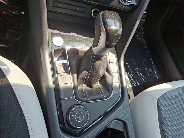 New 2025 Volkswagen Taos S image 15