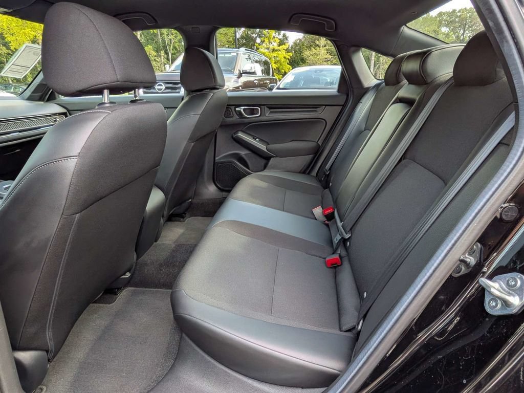 Used 2025 Honda Civic Sport image 12