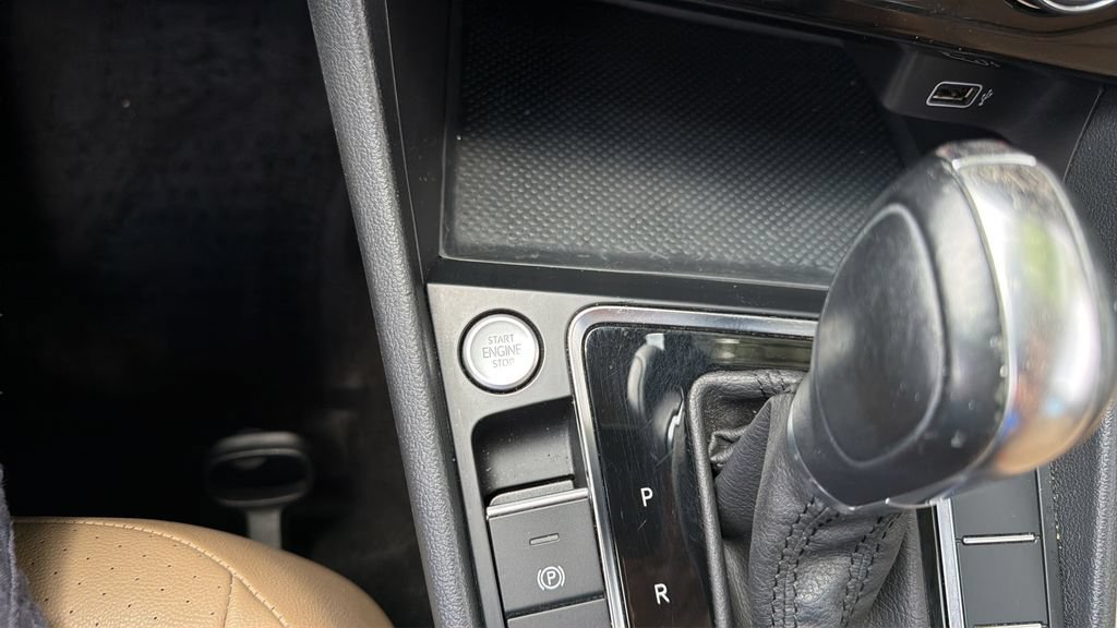 Used 2019 Volkswagen Jetta SEL FWD image 26