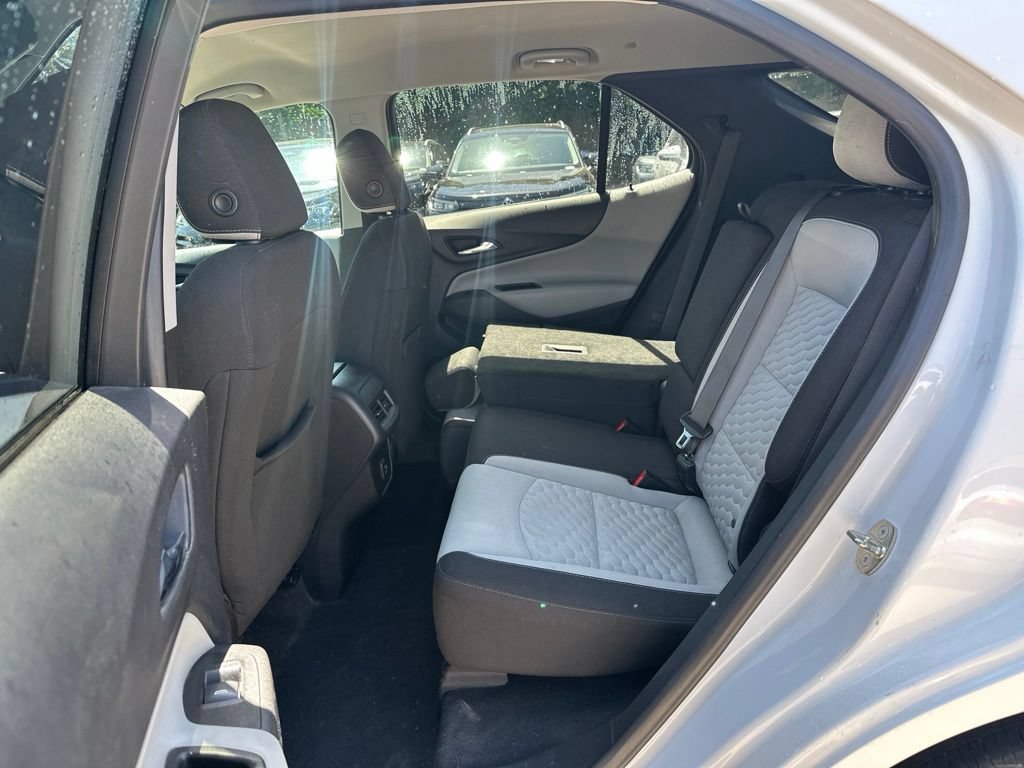 Used 2021 Chevrolet Equinox LS w/ LS Convenience Package FWD image 12