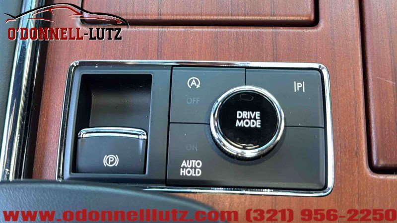 Used 2024 Lincoln Navigator L Reserve AWD/4WD image 36