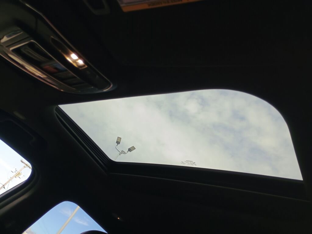 Used 2023 Jeep Grand Cherokee L Laredo image 11