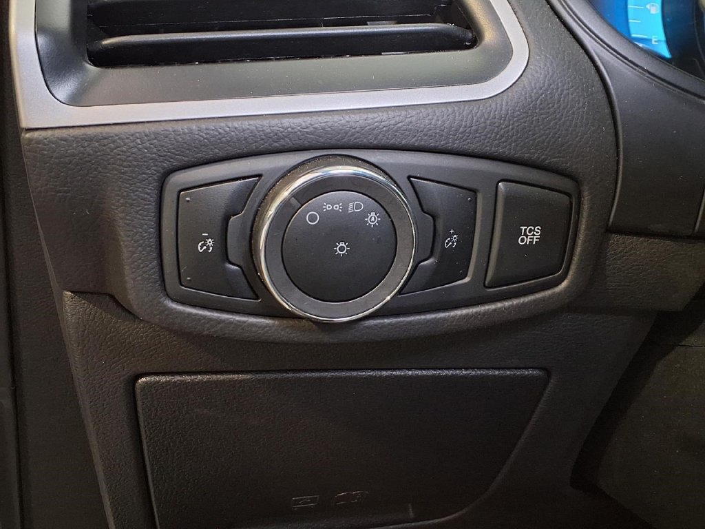 Certified 2024 Ford Edge SEL AWD/4WD image 16