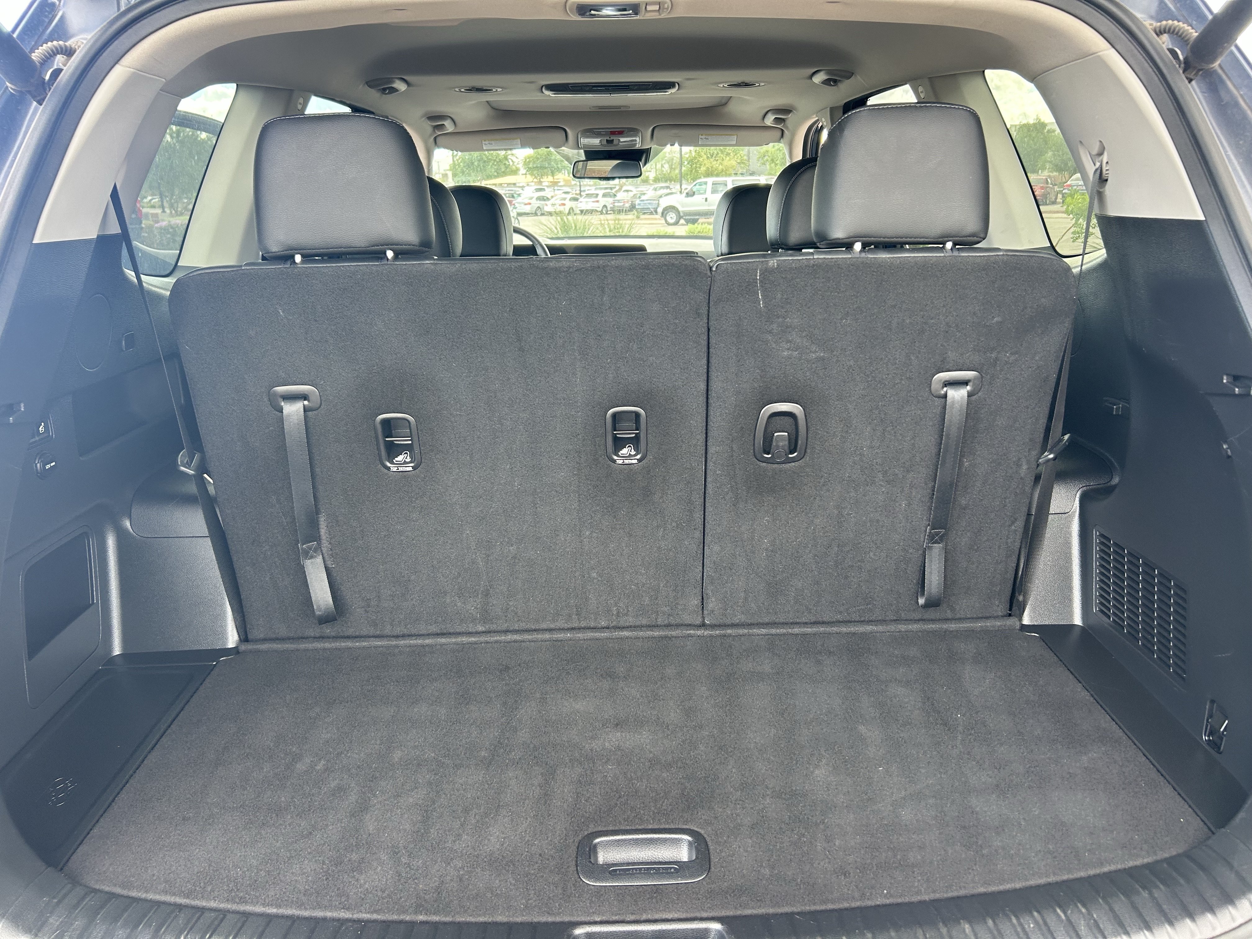 Certified 2023 Kia Telluride EX w/ EX Captain's Chair Package FWD image 10