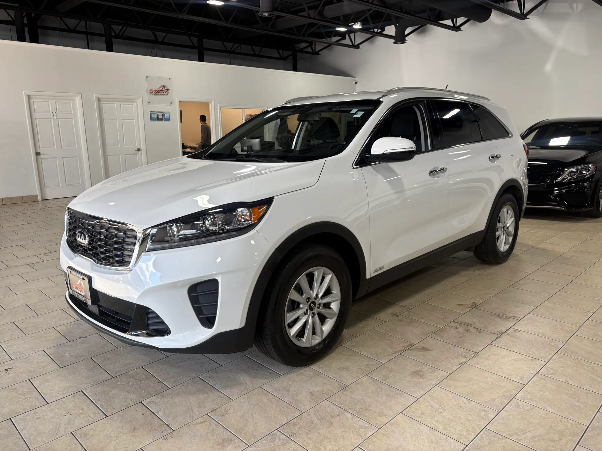 Used 2020 Kia Sorento LX w/ LX I4 Convenience Package AWD/4WD image 8