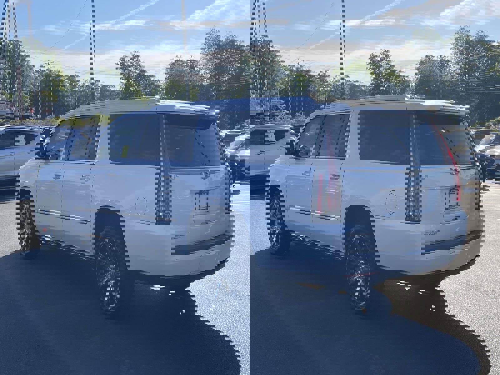 Used 2016 Cadillac Escalade ESV Premium image 5