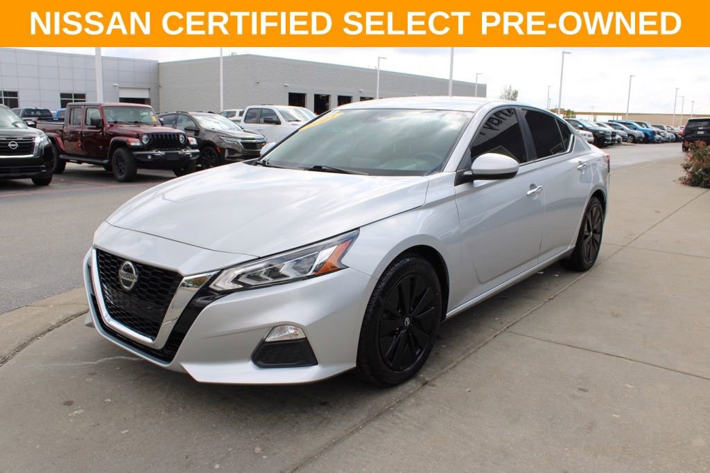 Certified 2021 Nissan Altima 2.5 SV image 3