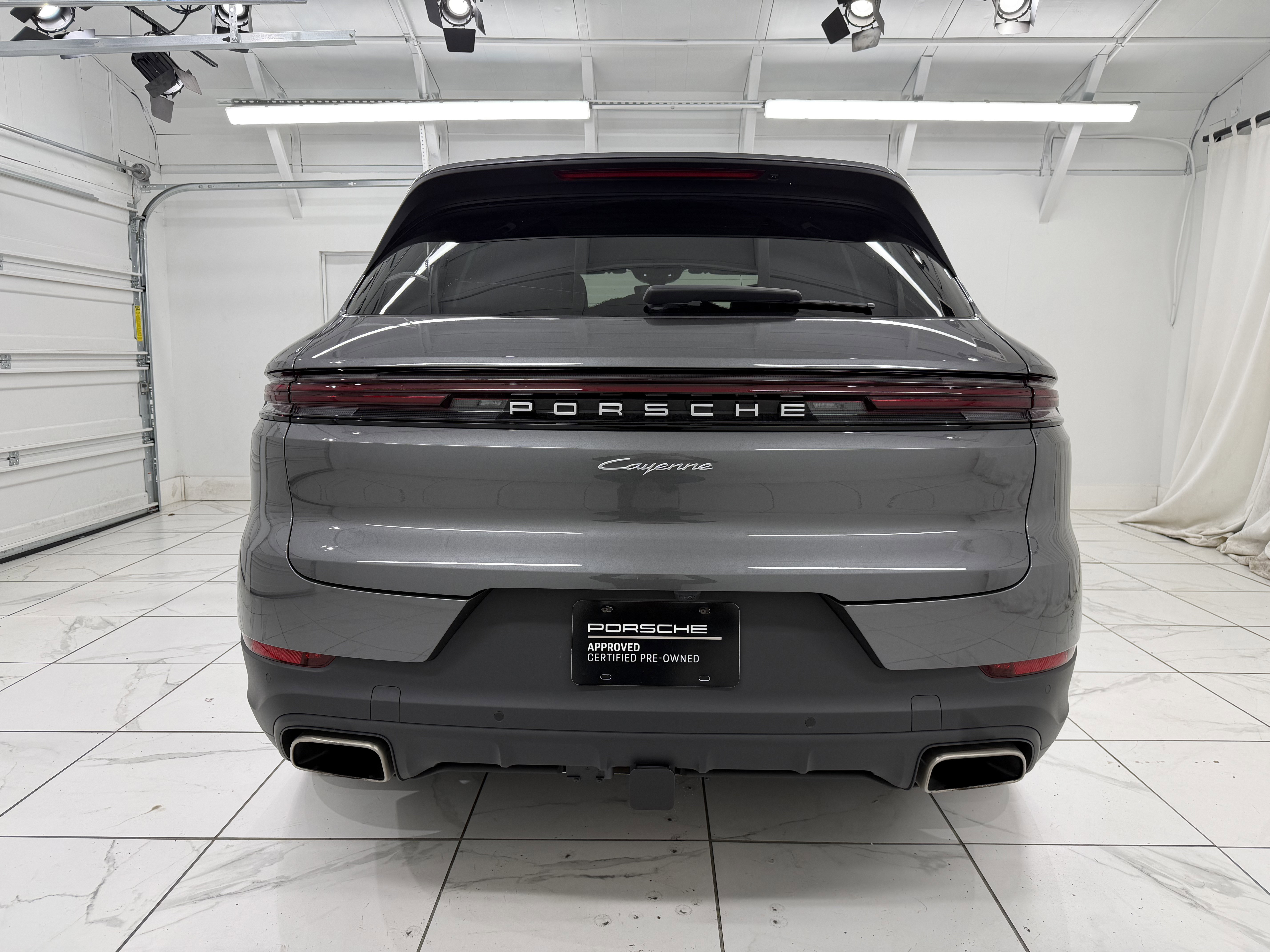 Certified 2025 Porsche Cayenne image 13