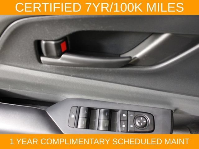 Used 2023 Toyota Prius LE FWD image 17