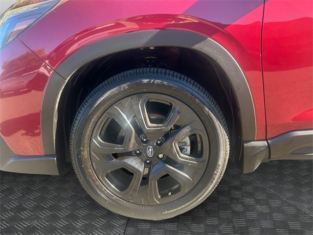 Used 2025 Subaru Ascent Onyx Edition image 9