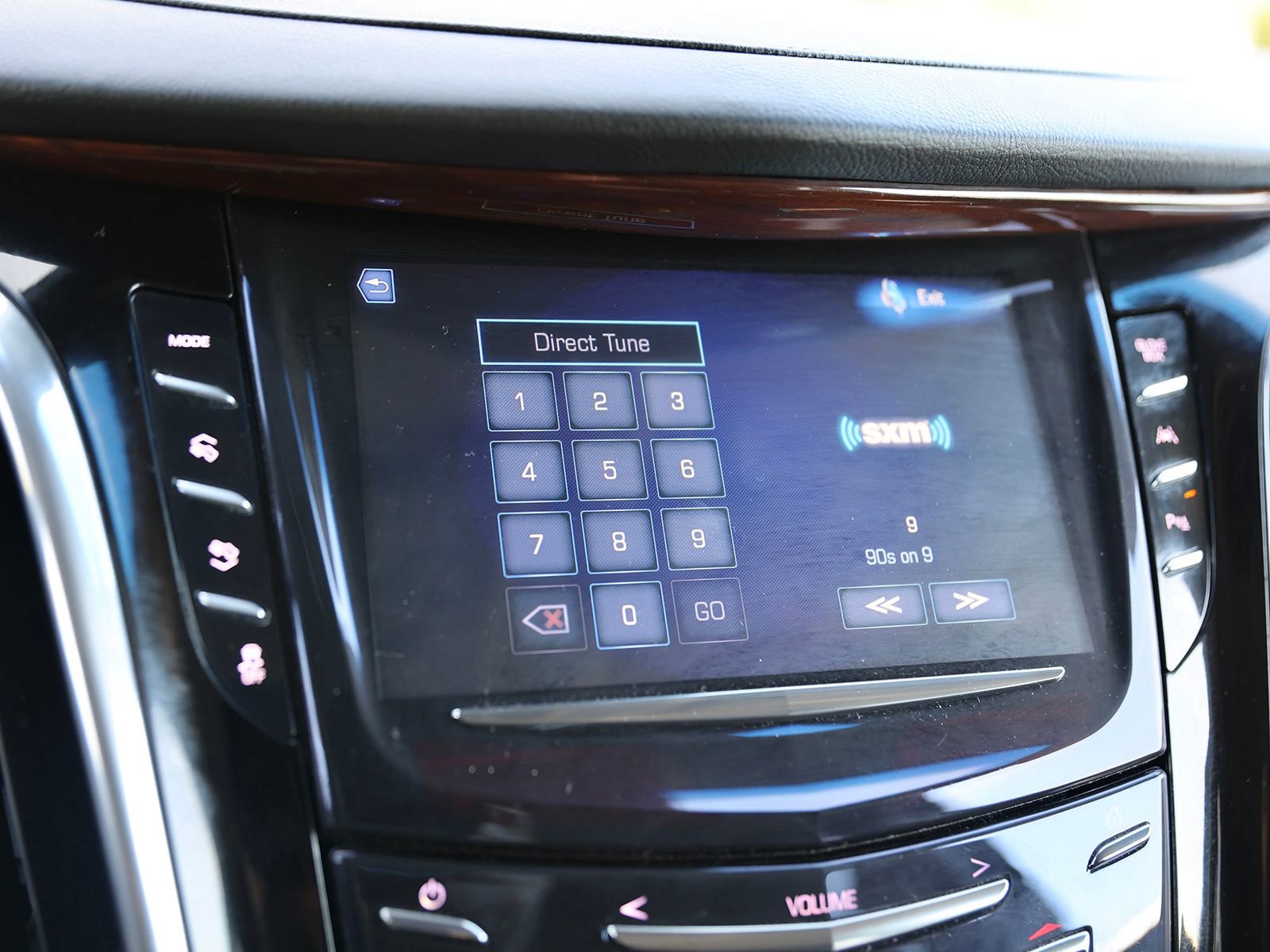 Used 2017 Cadillac Escalade Premium Luxury AWD/4WD image 29