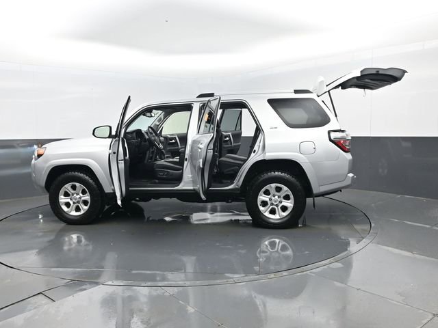 Used 2024 Toyota 4Runner SR5 image 31