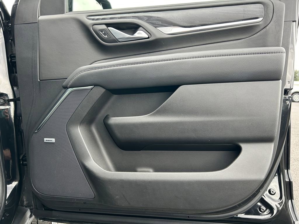 Used 2024 GMC Yukon XL Denali w/ Advanced Technology Package image 25