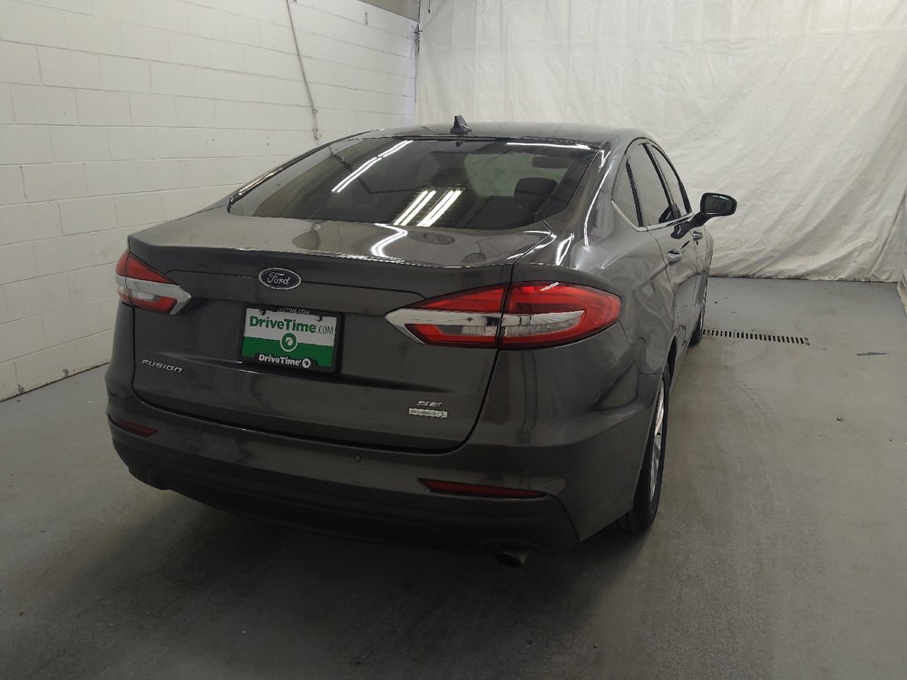 Used 2020 Ford Fusion SE image 9