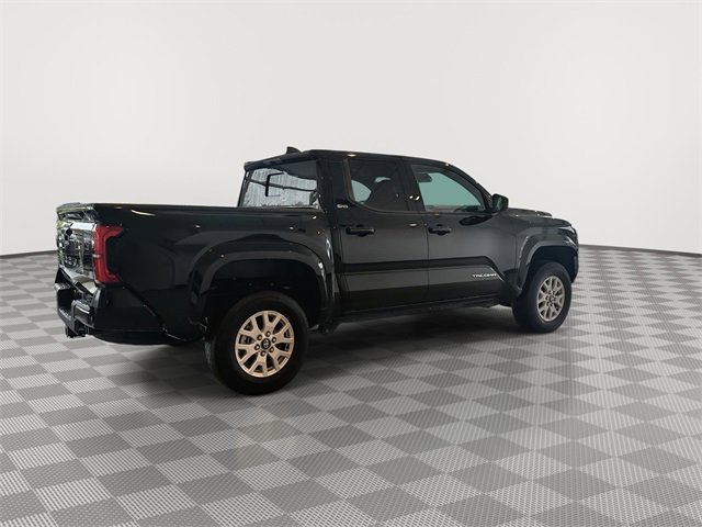 Used 2025 Toyota Tacoma SR5 w/ SR5 Upgrade Package image 12