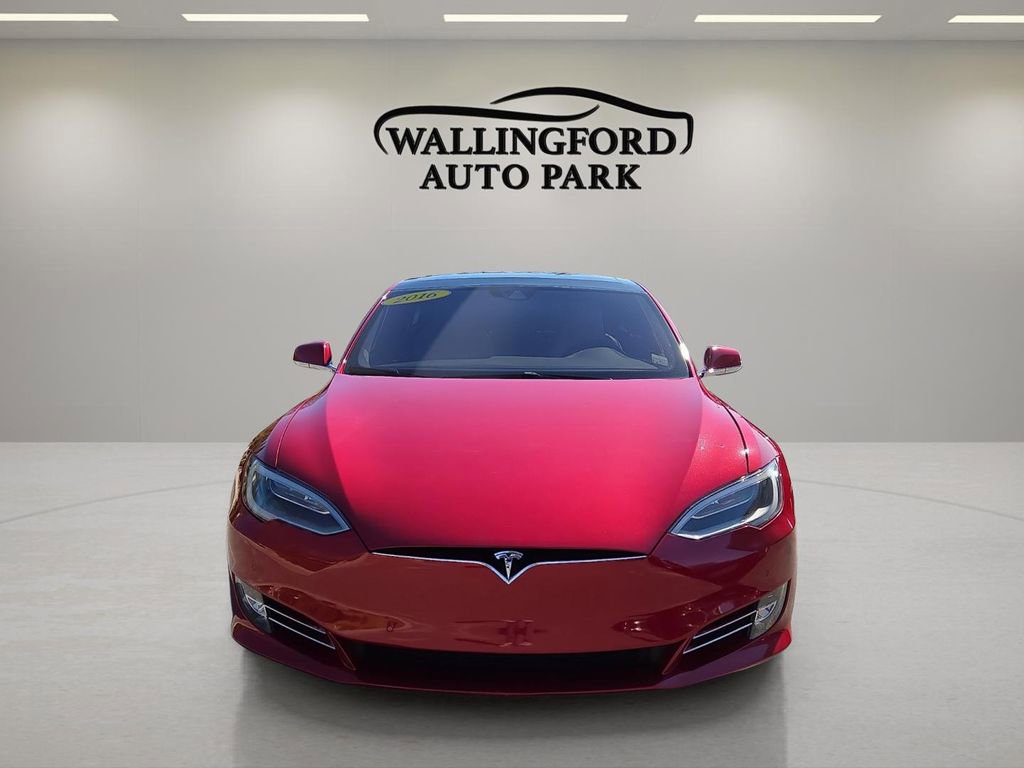 Used 2016 Tesla Model S P90D image 2