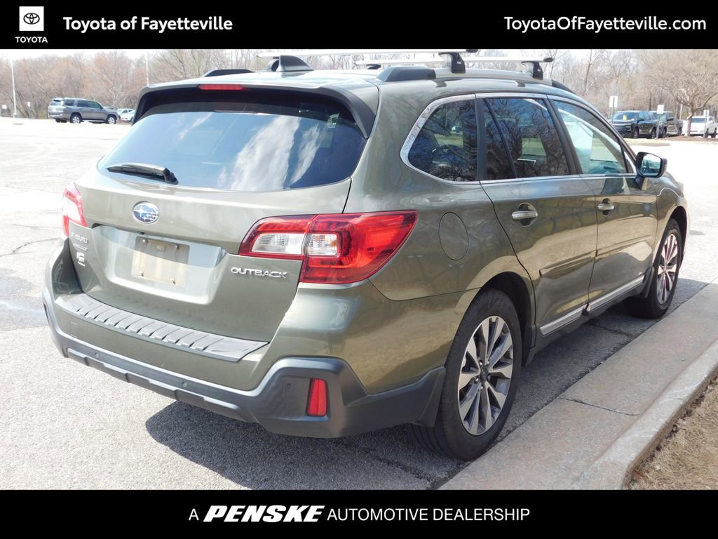 Used 2018 Subaru Outback 2.5i Touring w/ Popular Package #3 image 4