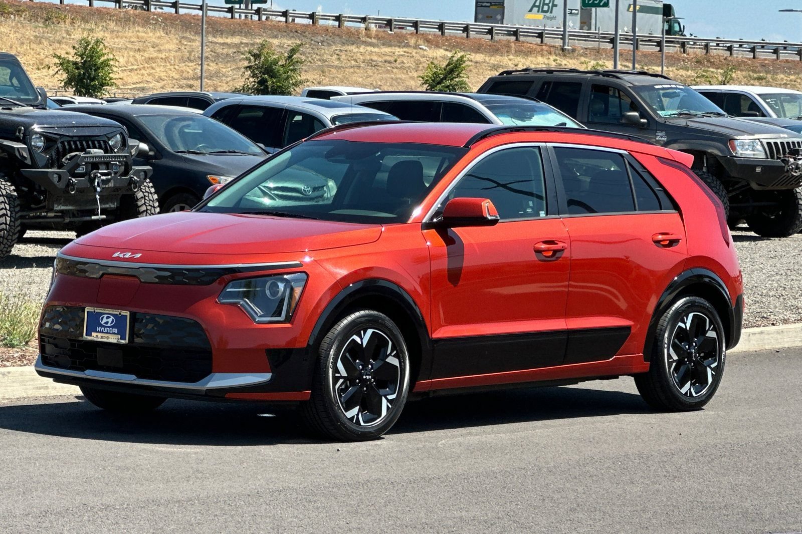 Used 2023 Kia Niro Wind w/ Wind Preserve Package FWD image 7