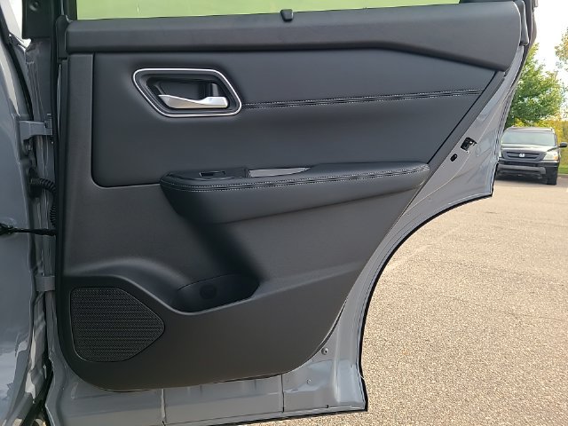 New 2026 Nissan Rogue Platinum AWD/4WD image 28