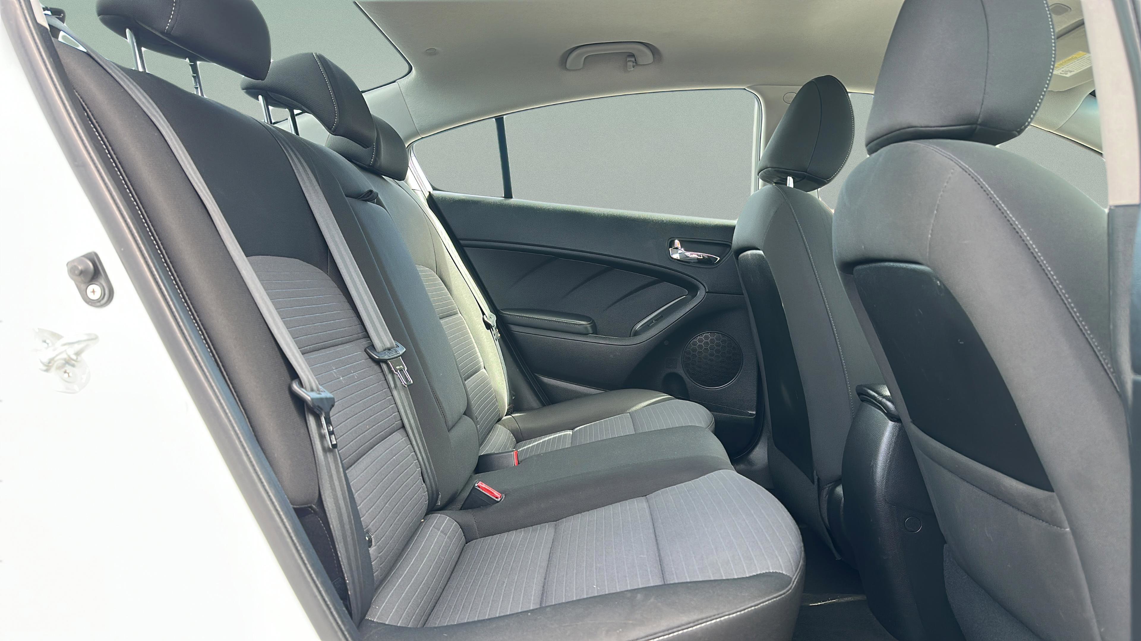 Used 2016 Kia Forte LX w/ LX Popular Plus Package image 30