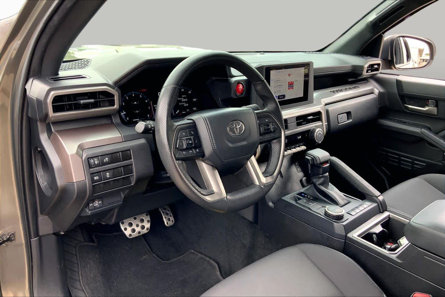 Used 2024 Toyota Tacoma TRD Sport RWD image 17