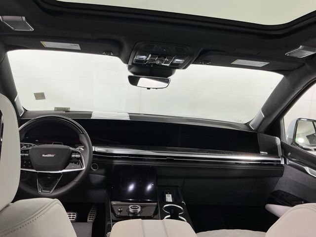 Used 2026 Cadillac Escalade V AWD/4WD image 25