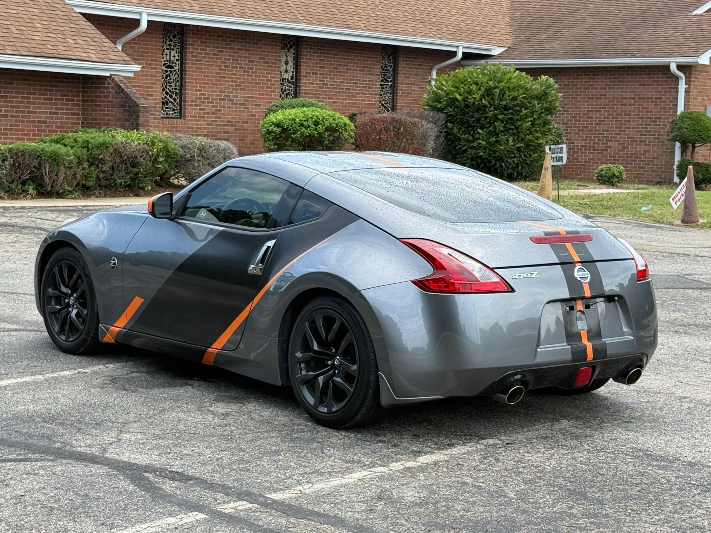 Used 2020 Nissan 370Z Coupe RWD image 5