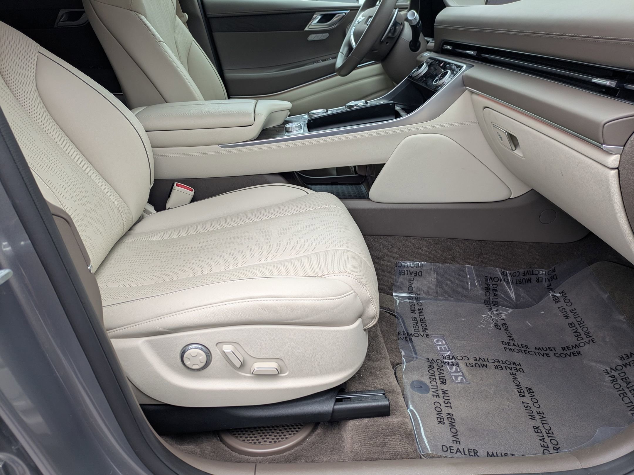 Used 2024 Genesis GV80 3.5T w/ Advanced Package image 40