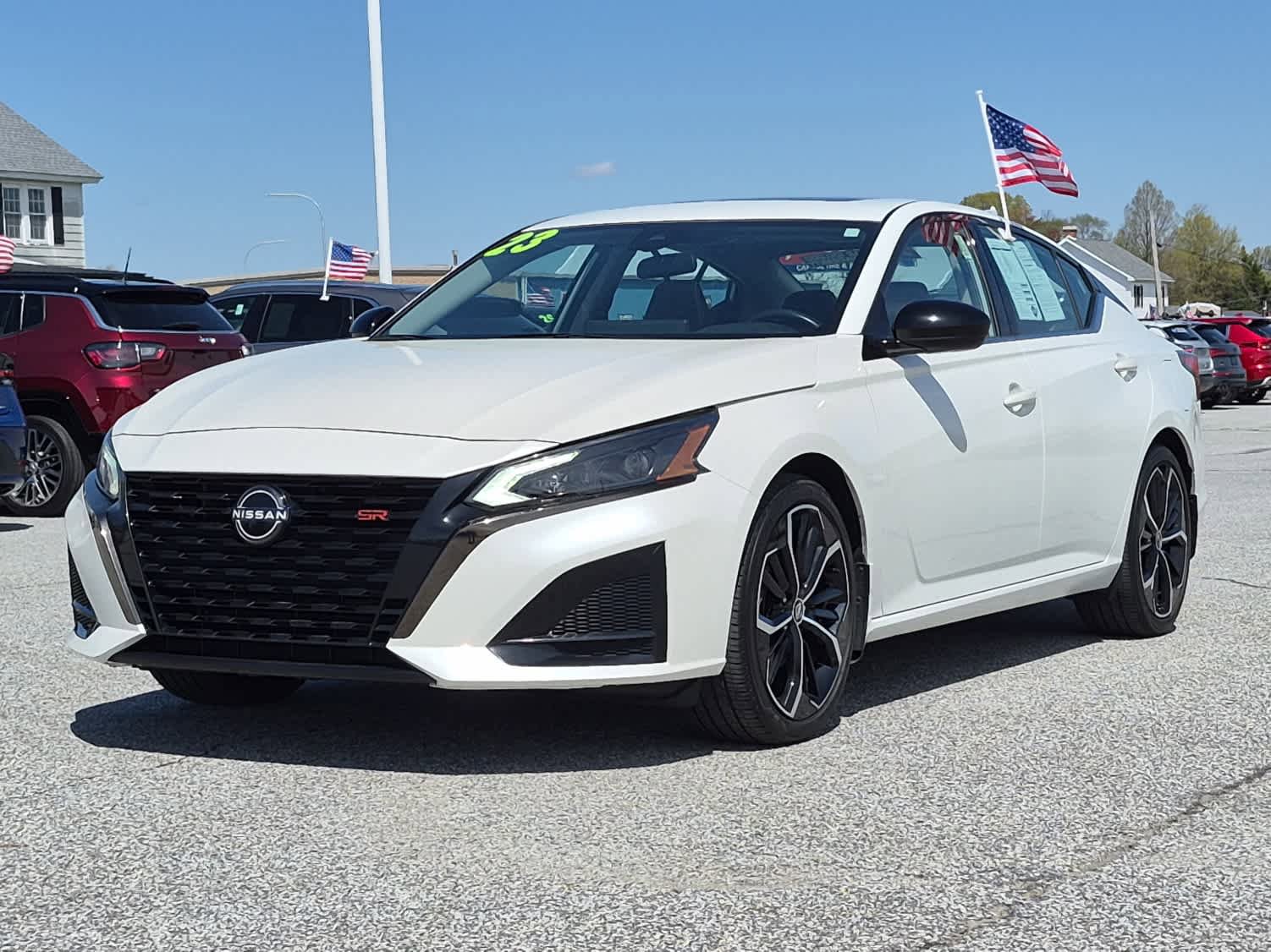 Used 2023 Nissan Altima 2.5 SR w/ SR Premium Package image 1