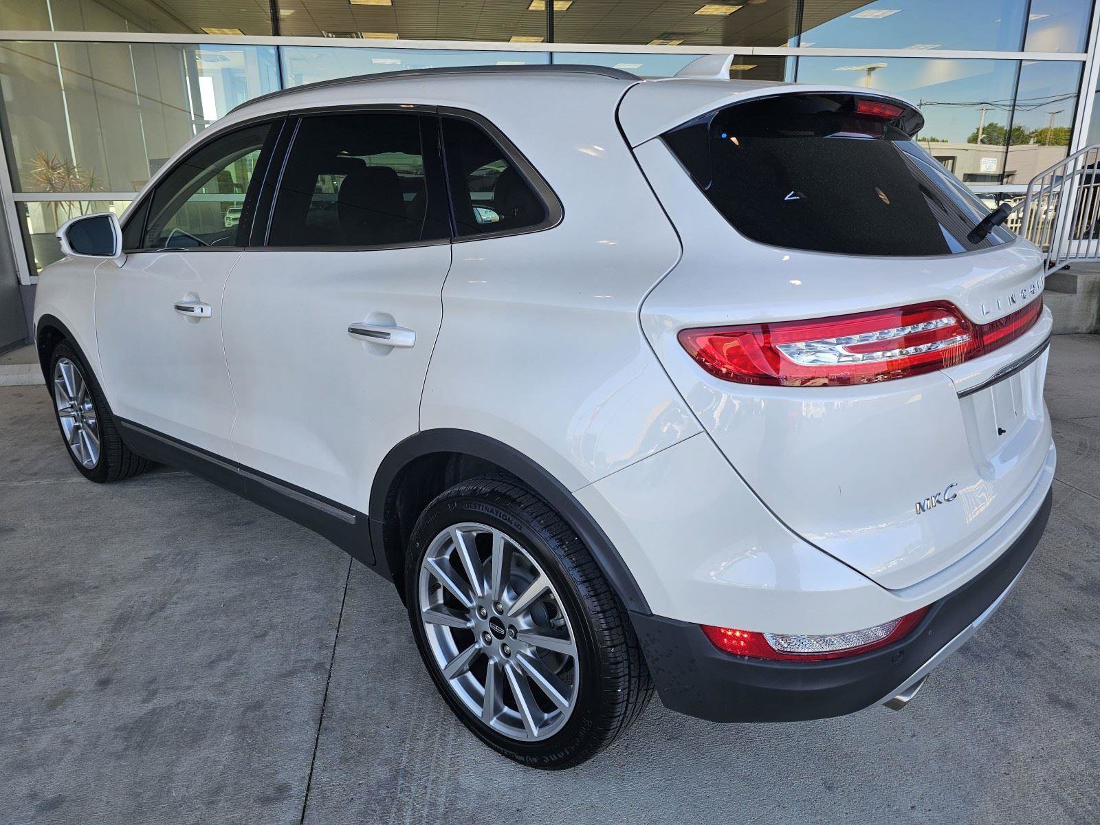 Used 2019 Lincoln MKC Reserve w/ MKC Climate Package image 3