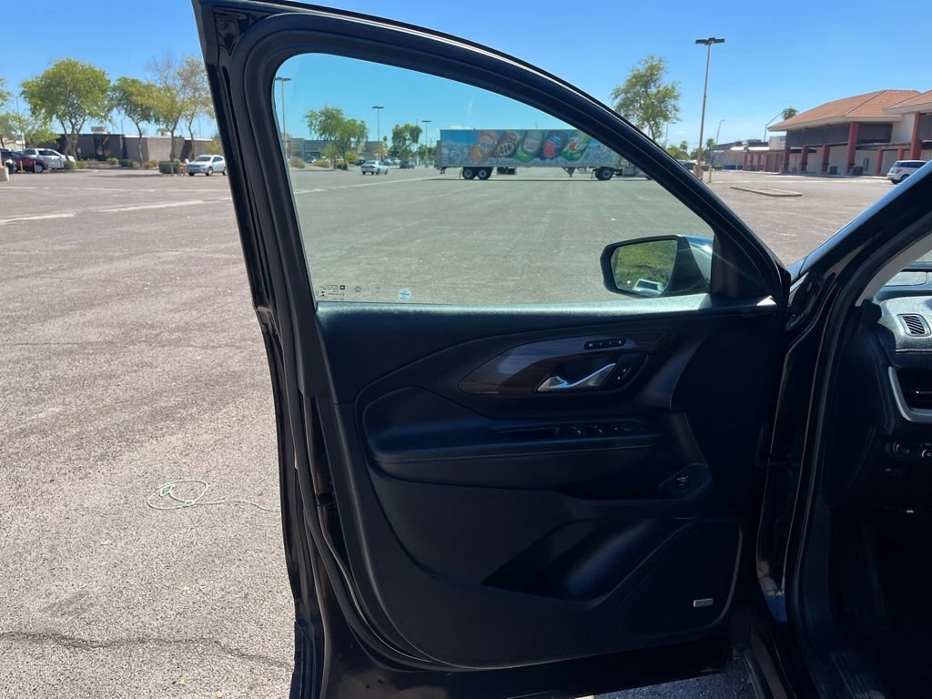 Used 2019 GMC Terrain Denali w/ Driver Alert Package II FWD image 22