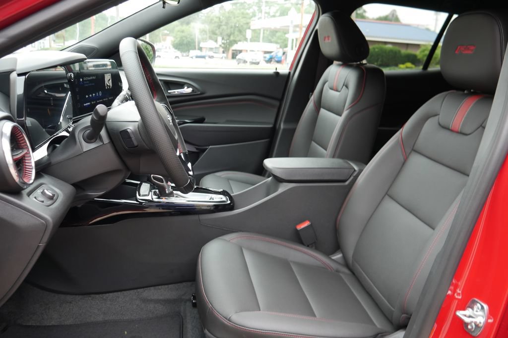 New 2026 Chevrolet Trax RS w/ Driver Confidence Package FWD image 23