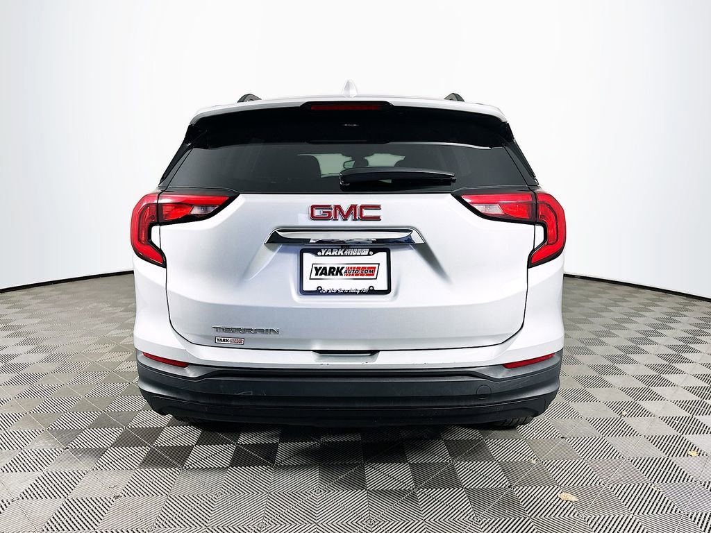 Used 2020 GMC Terrain SLE w/ Driver Convenience Package image 9