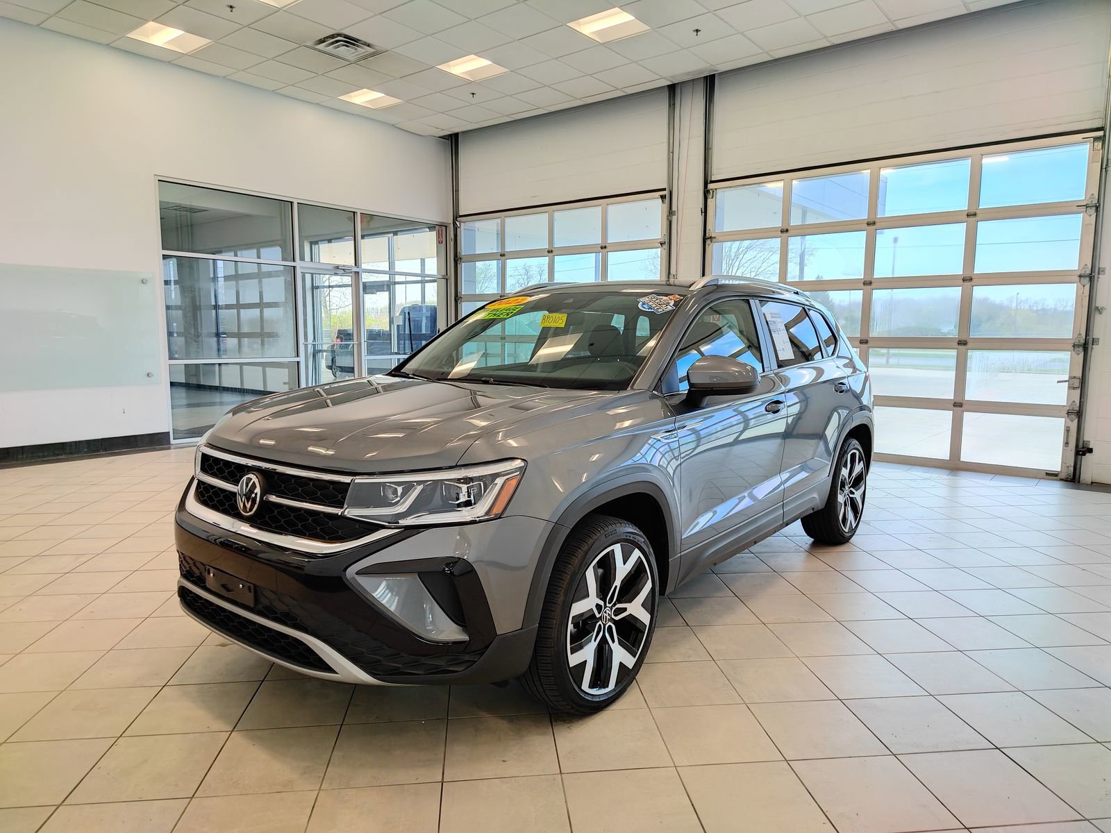 Used 2022 Volkswagen Taos SEL AWD/4WD image 8