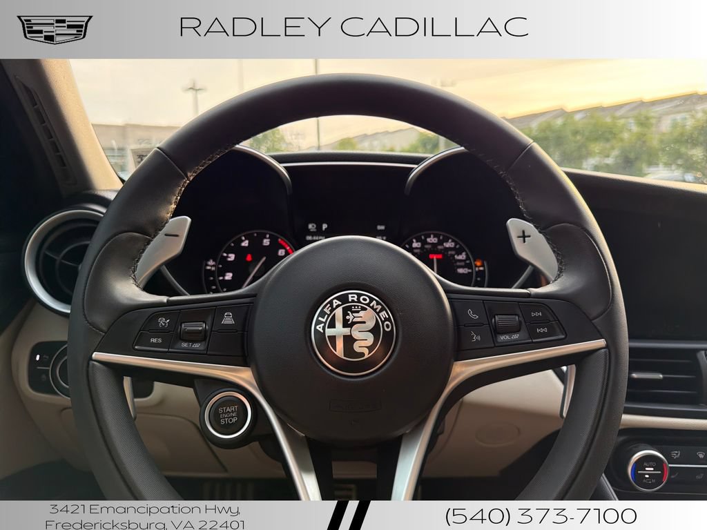 Used 2019 Alfa Romeo Giulia Ti Sport w/ Quick Order Package 22S Sport AWD/4WD image 5