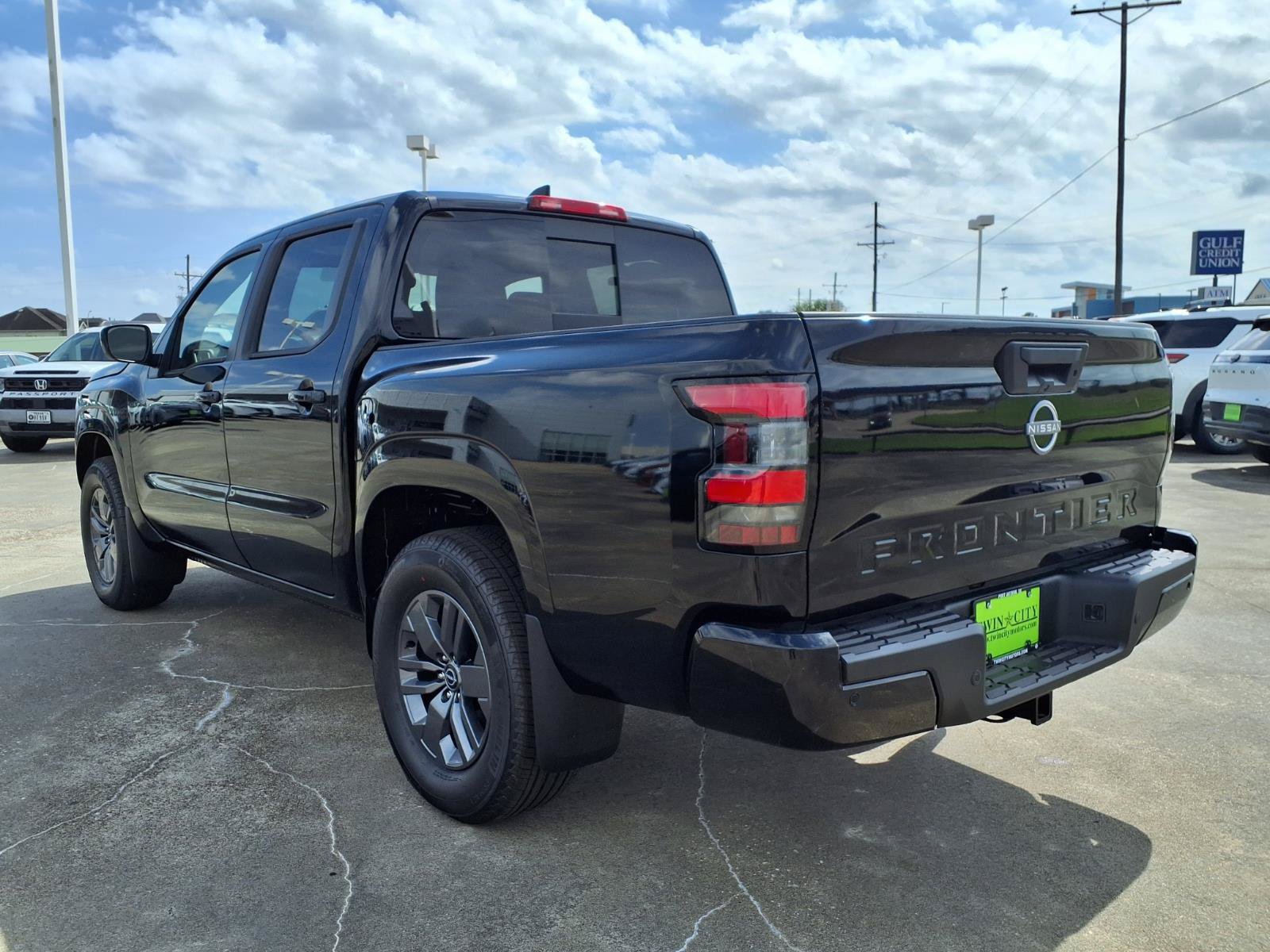 New 2026 Nissan Frontier SV w/ SV Convenience Package RWD image 2