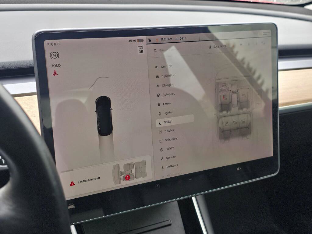 Used 2018 Tesla Model 3 Long Range RWD image 35