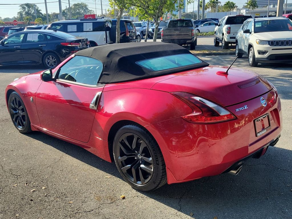 Certified 2019 Nissan 370Z Touring image 6