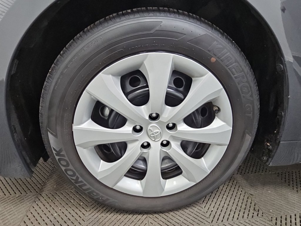 Used 2023 Toyota Corolla LE FWD image 41