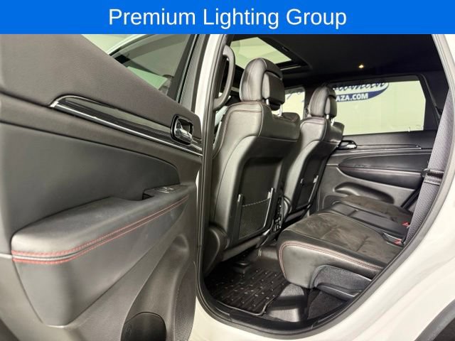 Used 2020 Jeep Grand Cherokee Trailhawk w/ Premium Lighting Group AWD/4WD image 13