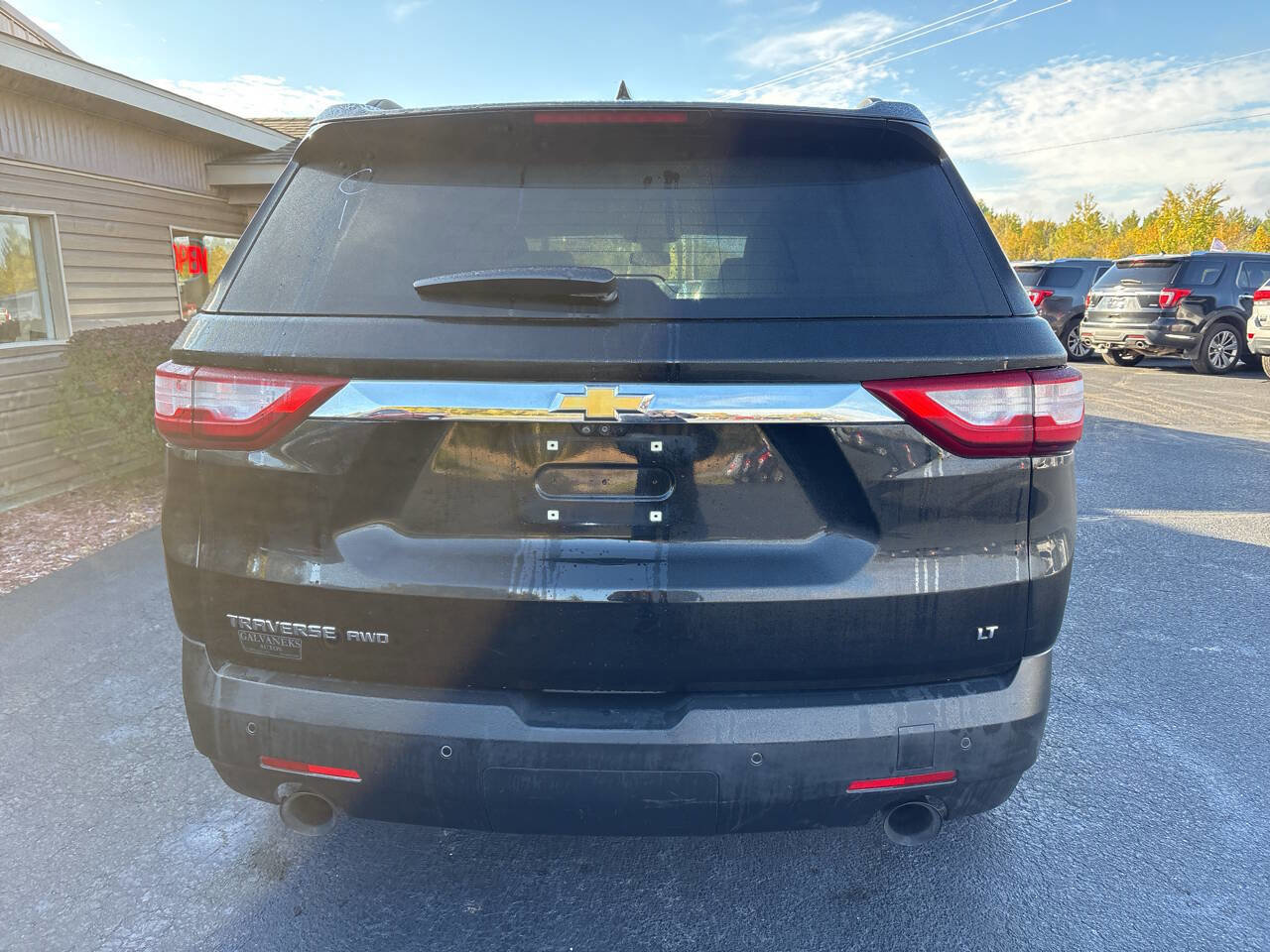 Used 2020 Chevrolet Traverse LT w/ LT Premium Package image 5