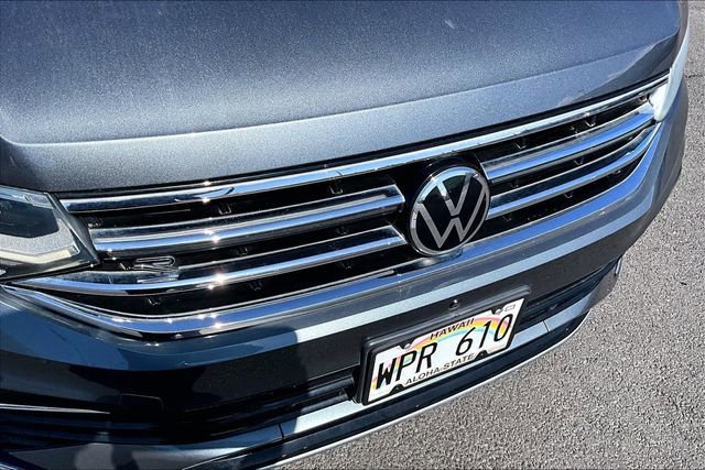 Used 2022 Volkswagen Tiguan SEL R-Line AWD/4WD image 30