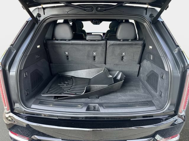 Certified 2026 Cadillac Escalade IQ Luxury 1 AWD/4WD image 5