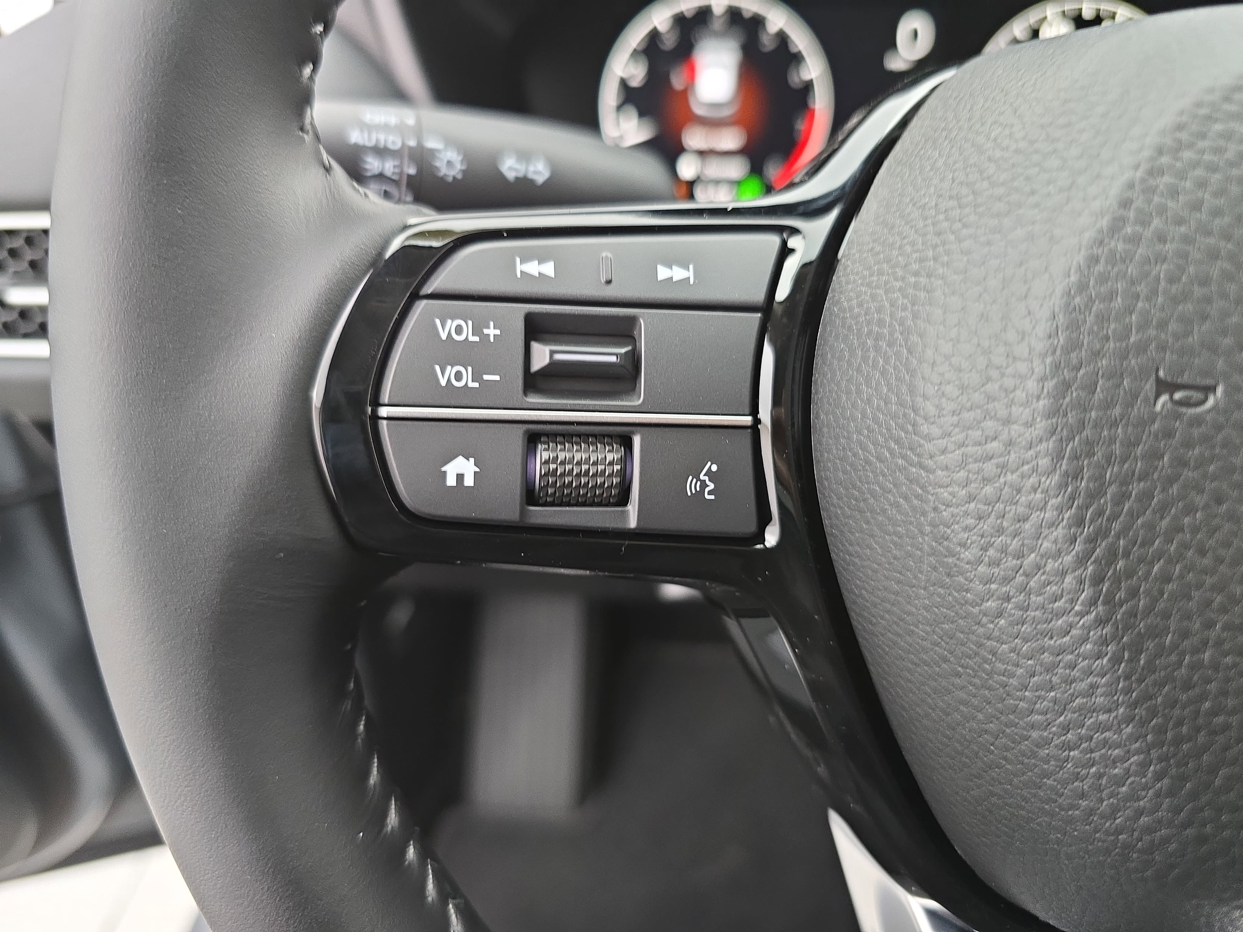 New 2027 Honda HR-V EX-L image 16
