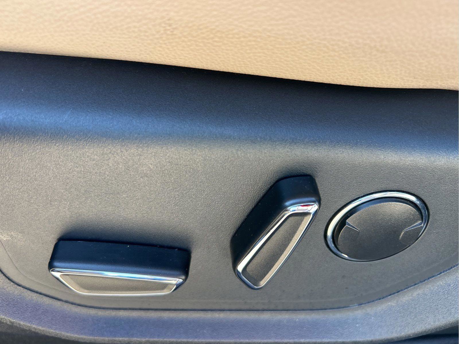 Used 2024 Ford Expedition Limited image 26