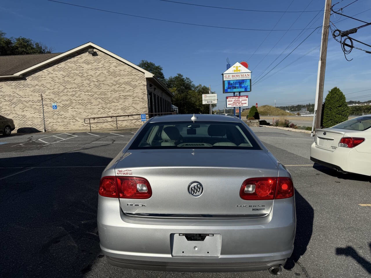 Used 2009 Buick Lucerne CXL image 6