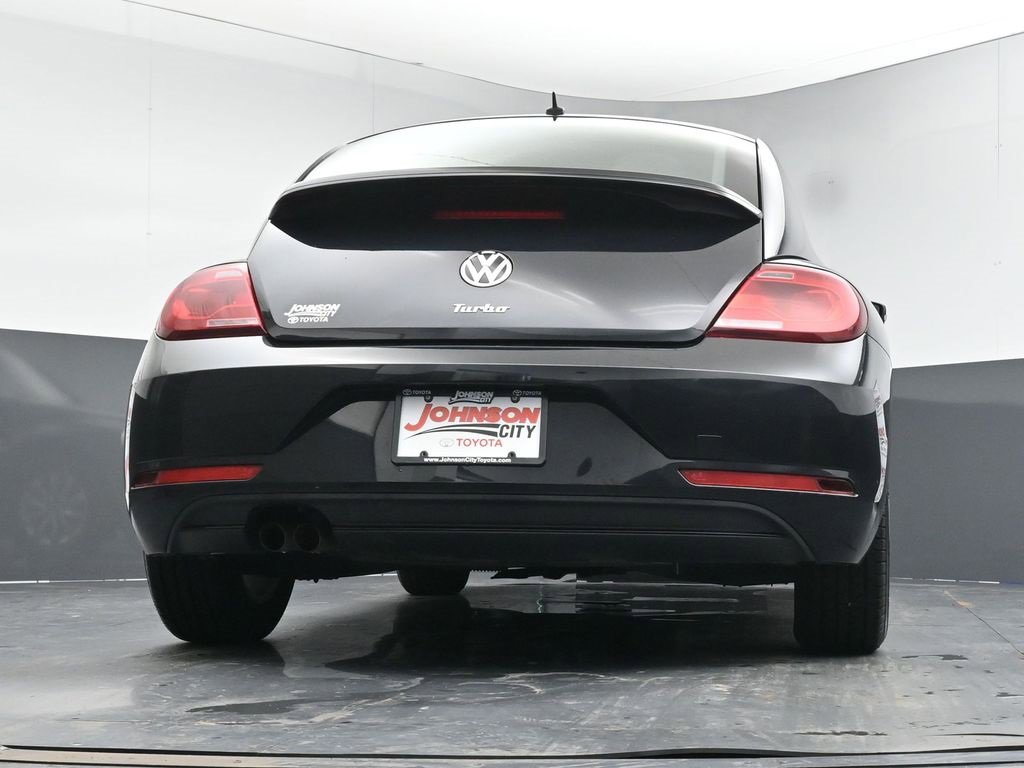Used 2019 Volkswagen Beetle 2.0T S image 38