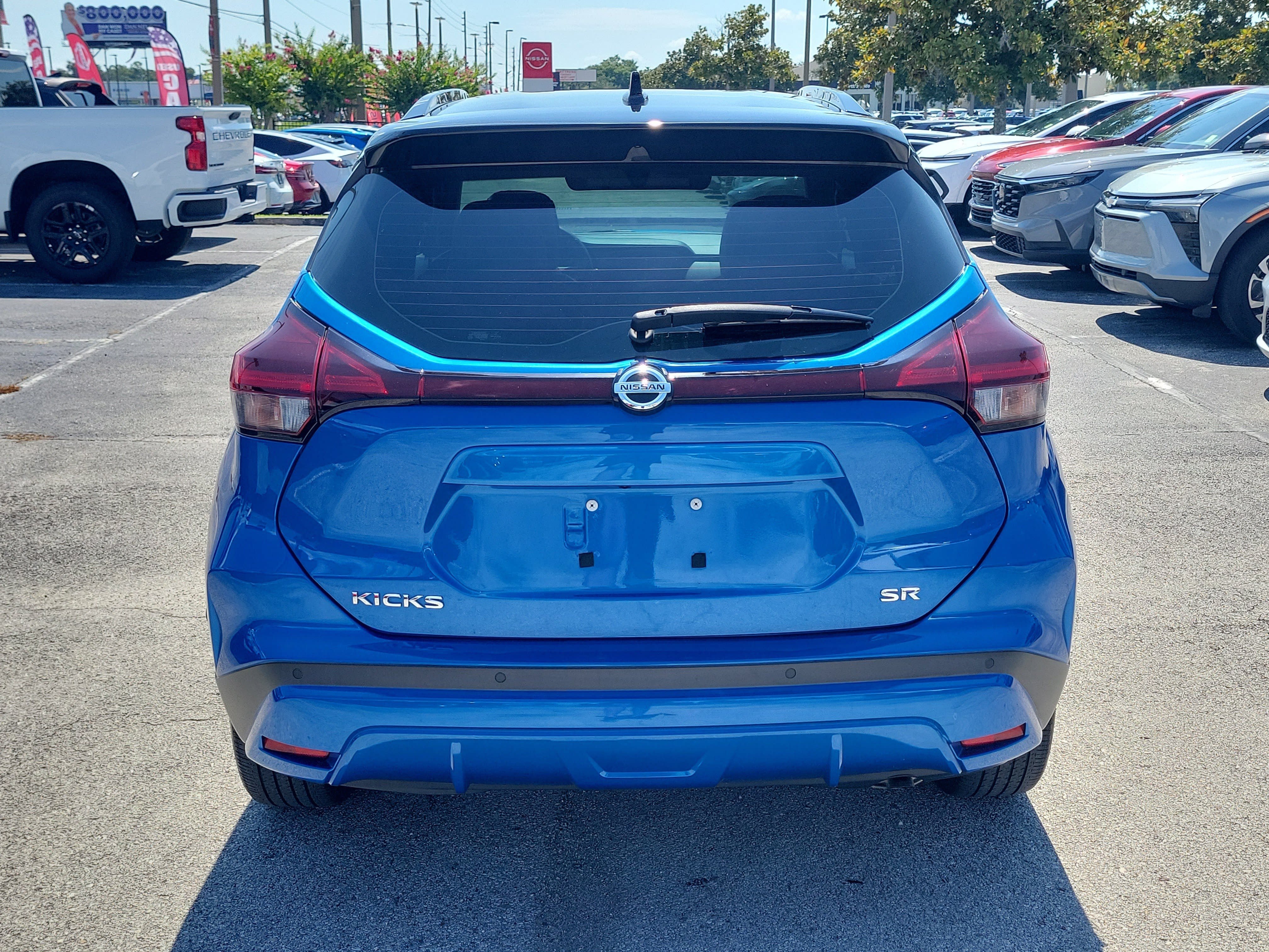 Certified 2021 Nissan Kicks SR w/ SR Premium Package FWD image 6