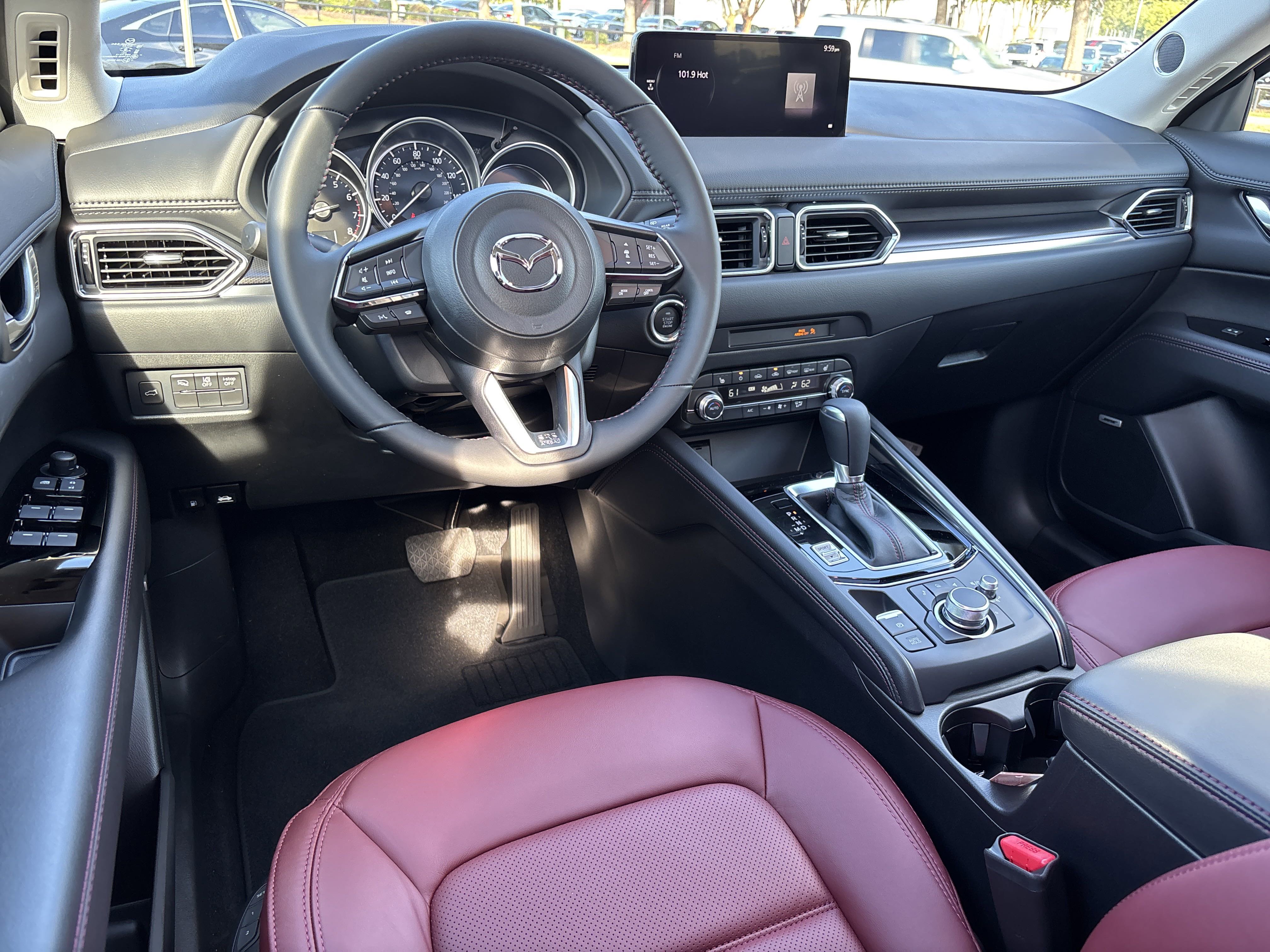 New 2025 MAZDA CX-5 Carbon Edition image 17