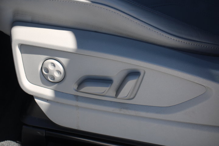 Used 2022 Audi Q5 2.0T Premium AWD/4WD image 12